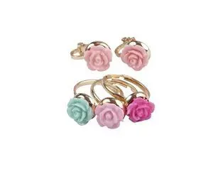 Juego de Anillos y Aretes de Rosas