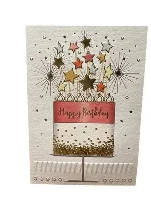 Postal Happy Birthday Pastel de Cumpleaños de Nata y Fresa y Estrellitas