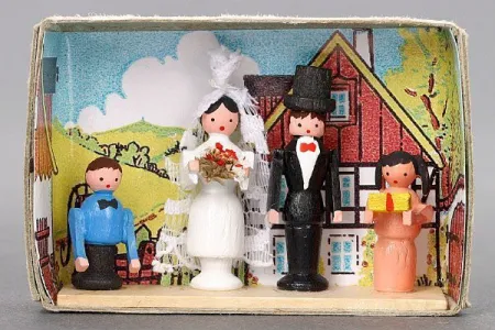 Caja de Cerillas Novios